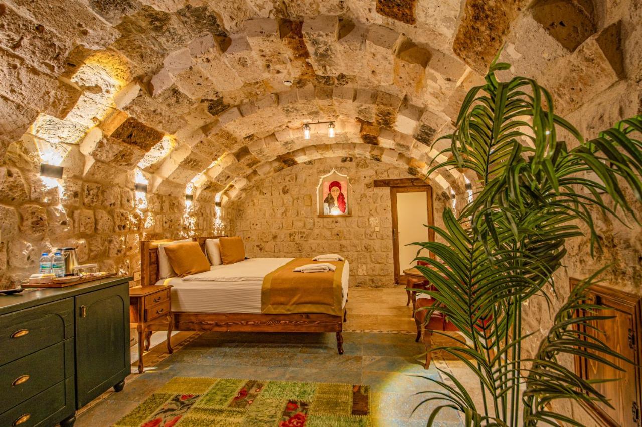 Sobek Stone House Cappadocia Bed & Breakfast Невшехир Екстериор снимка