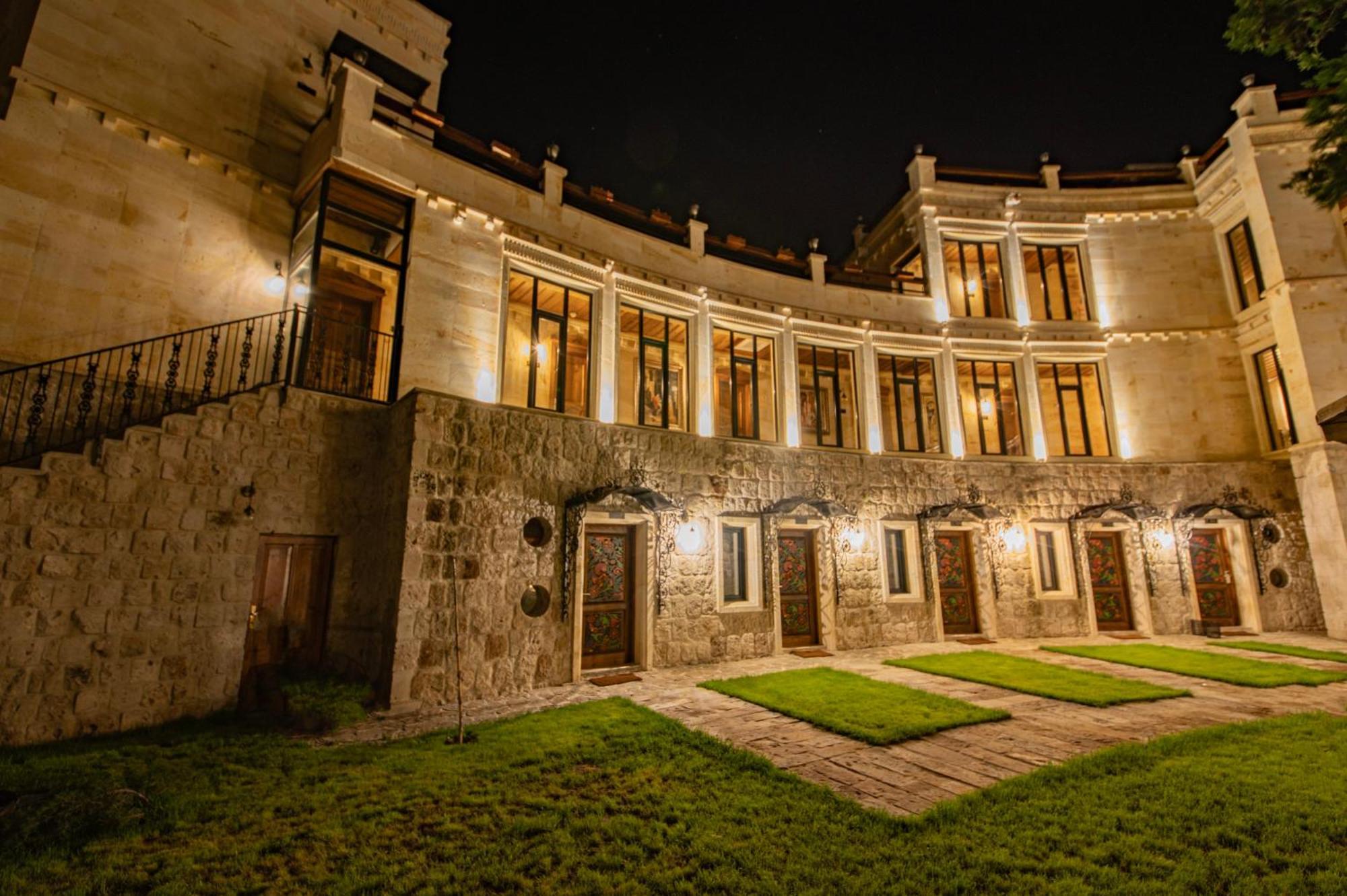 Sobek Stone House Cappadocia Bed & Breakfast Невшехир Екстериор снимка
