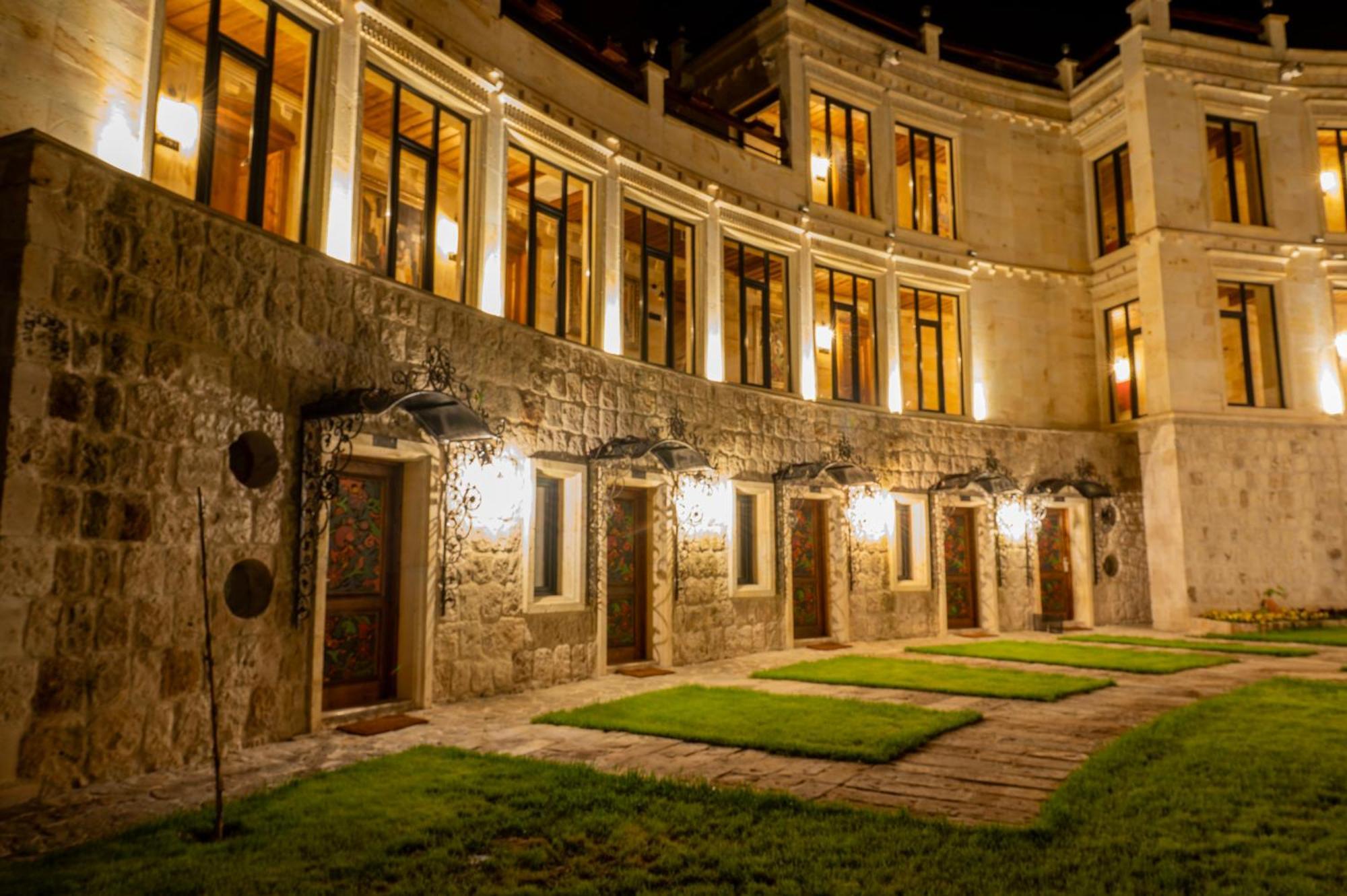 Sobek Stone House Cappadocia Bed & Breakfast Невшехир Екстериор снимка