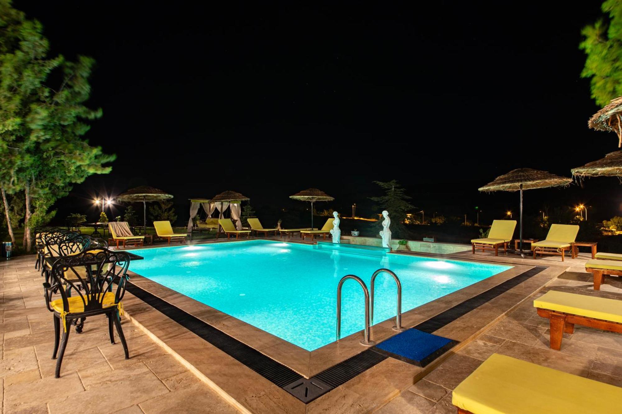 Sobek Stone House Cappadocia Bed & Breakfast Невшехир Екстериор снимка